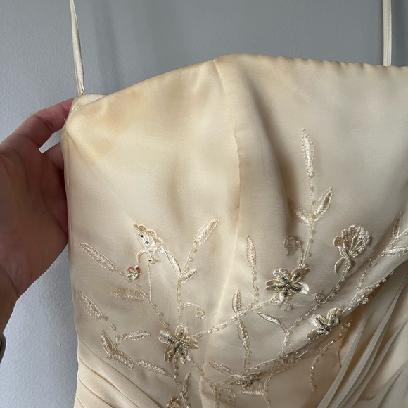 Pale Yellow Floor Length Gown - Picture 4 of 7